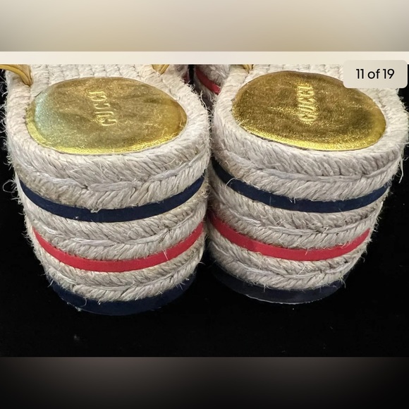 GUCCI Lilibeth Gold Platform
ESPADRILLE Flat SANDALS Slide
PEARL GG LOGO 39 US 8 - Picture 3 of 8